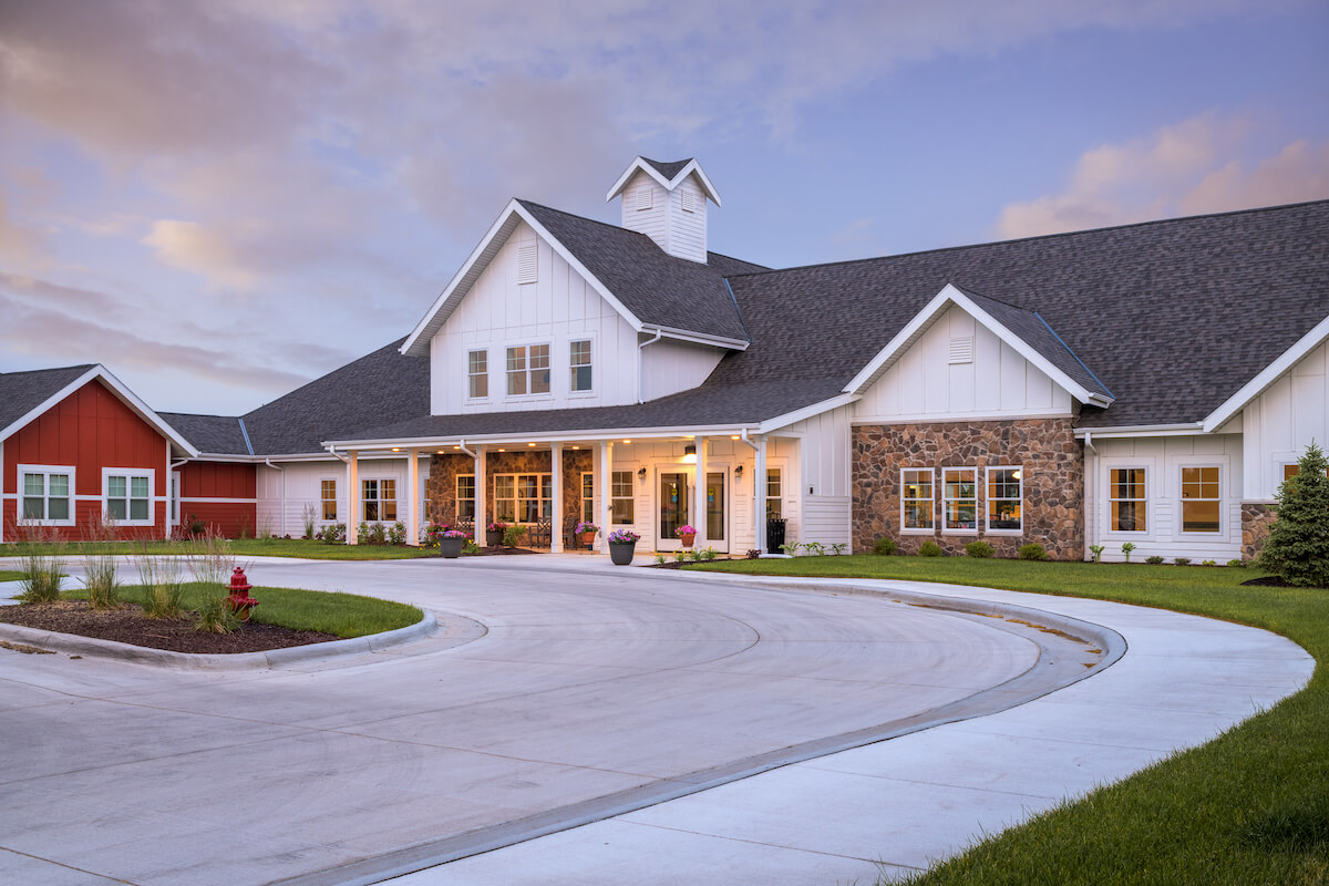 Schedule a Tour of Fieldstone of Dewitt DeWitt, IA